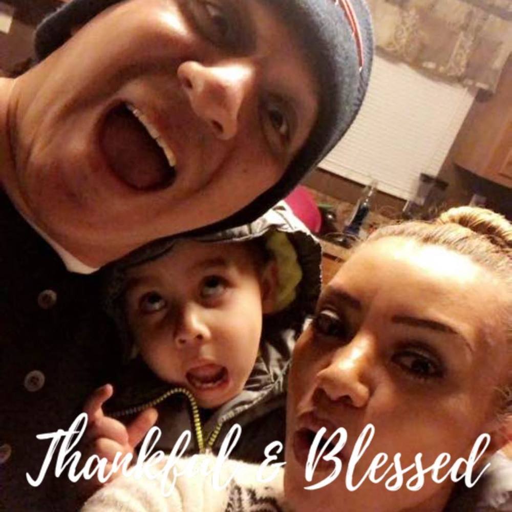 Meet your Posher, Manuelveva